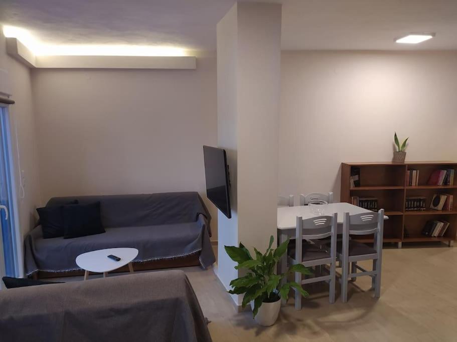 Parkview Central Apartment - Xanthi Extérieur photo